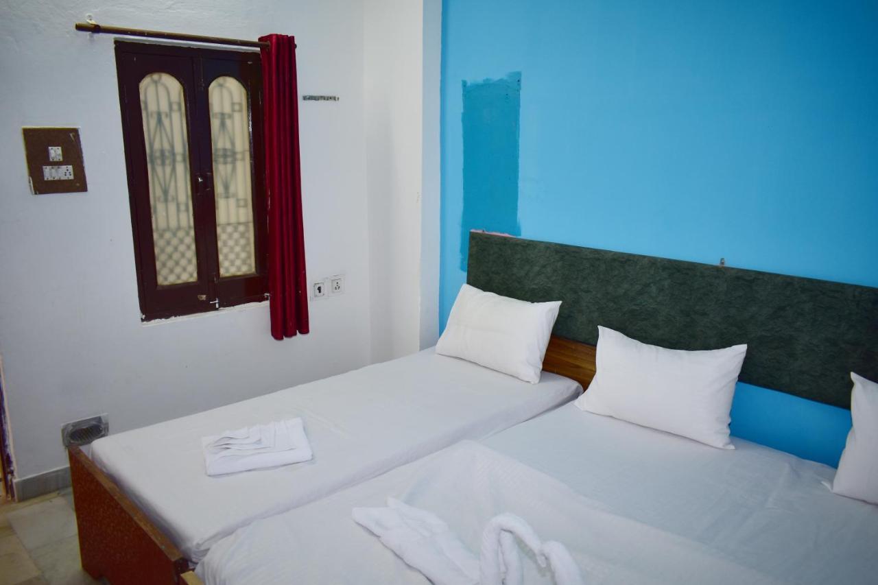 Sandhya Guest House Varanasi Near Ganga River Exterior foto