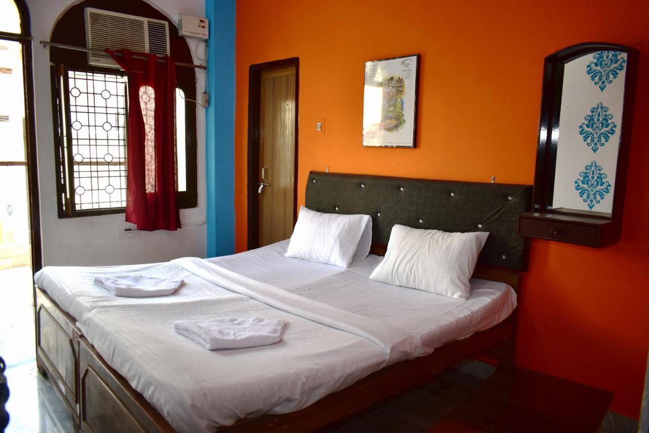 Sandhya Guest House Varanasi Near Ganga River Exterior foto