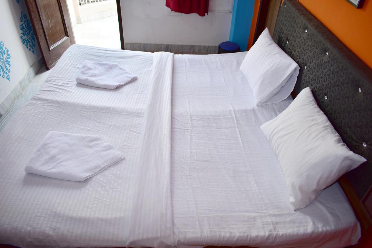Sandhya Guest House Varanasi Near Ganga River Exterior foto