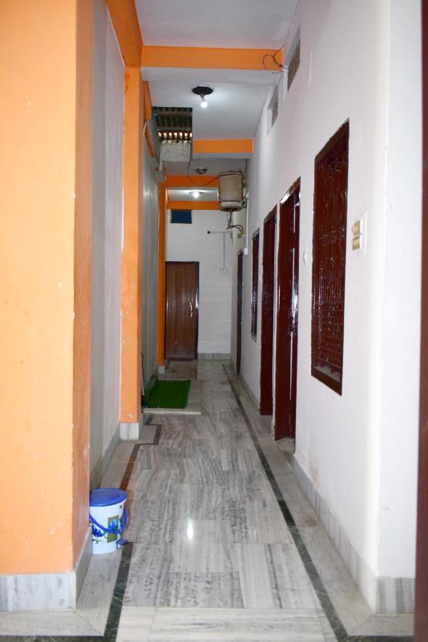 Sandhya Guest House Varanasi Near Ganga River Exterior foto